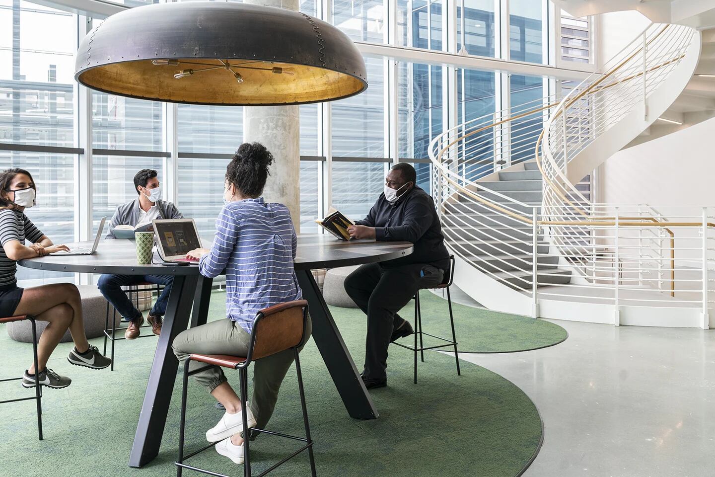 https://finanzasdomesticas.com/trabajos-antes-y-despues-covid-19/