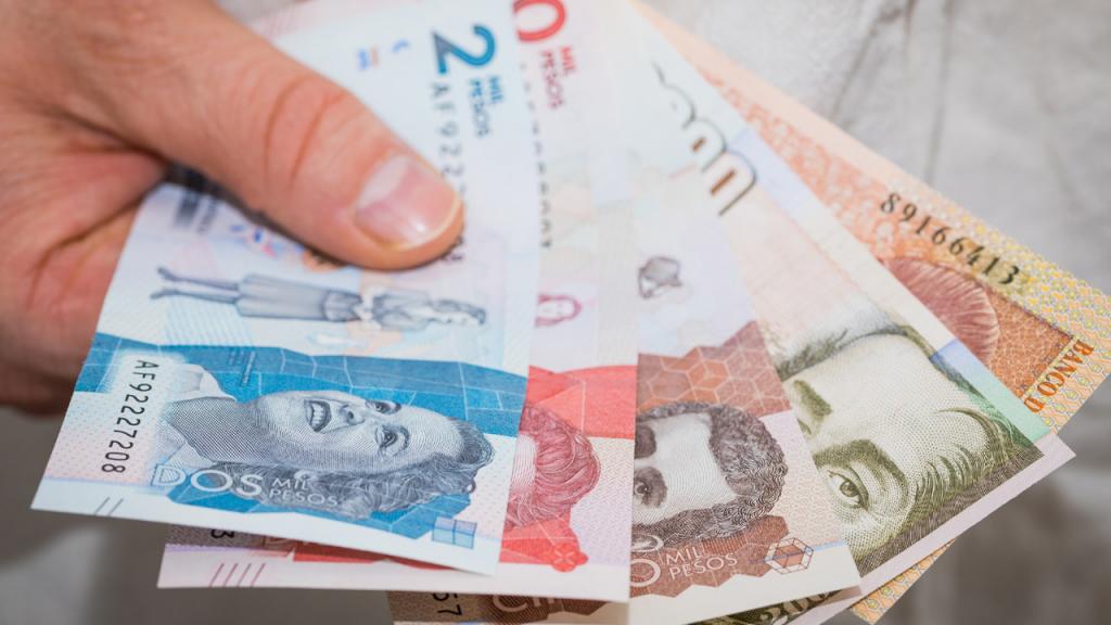 https://finanzasdomesticas.com/reforma-tributaria-en-colombia