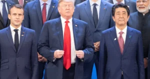 How Tall is Trump